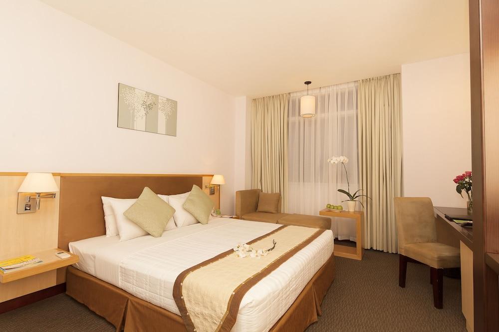 Liberty Saigon Parkview Hotel — 10