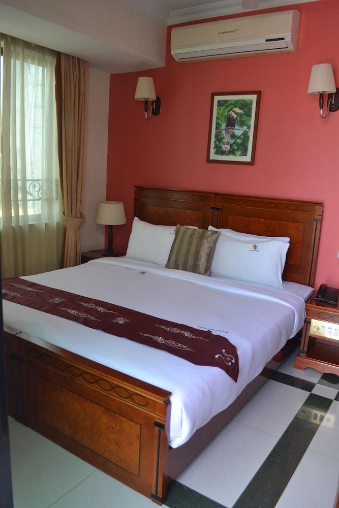 HOTEL NIKKO TOWER — 10