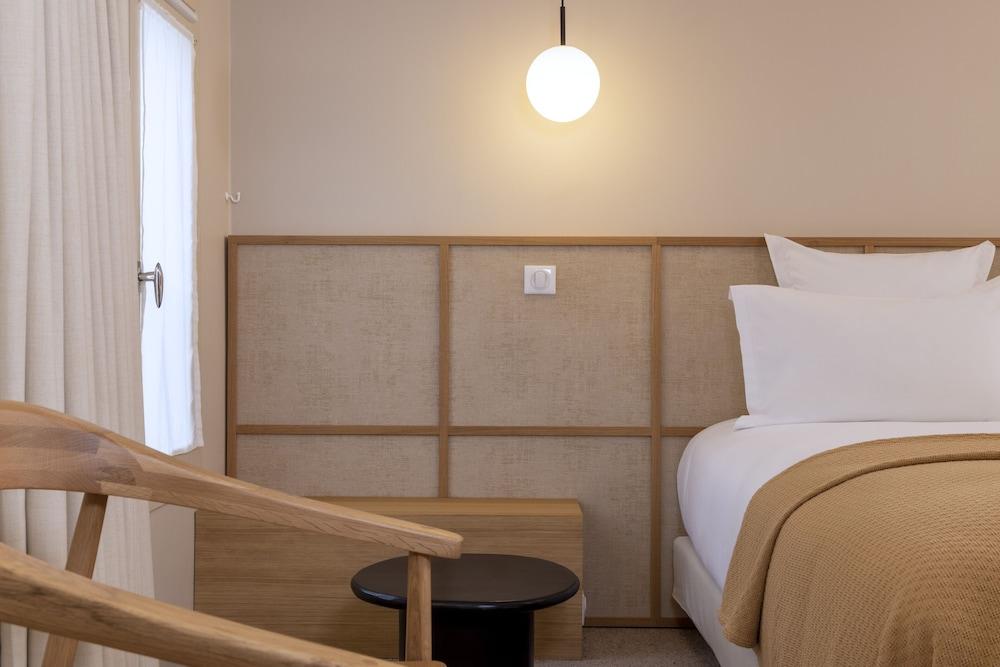 Hotel Joe M 7154 — 7