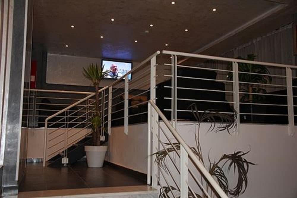 Abc Hotel — 8