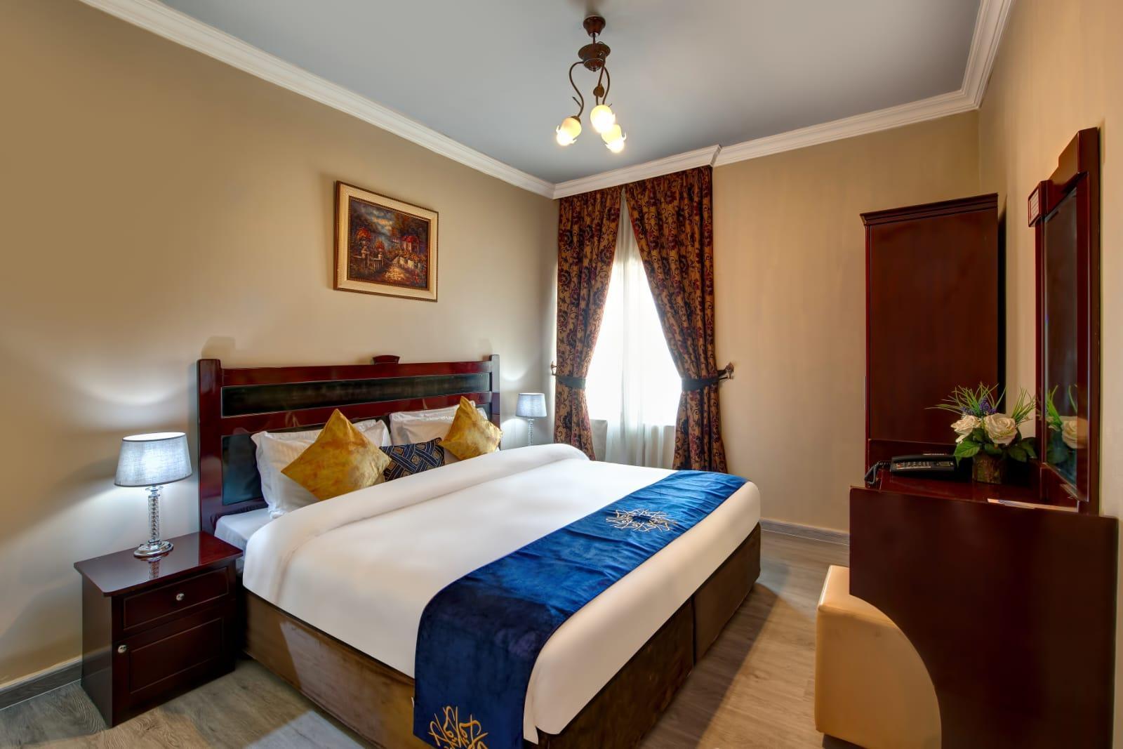 Al Bustan Tower Hotel Suites — 8