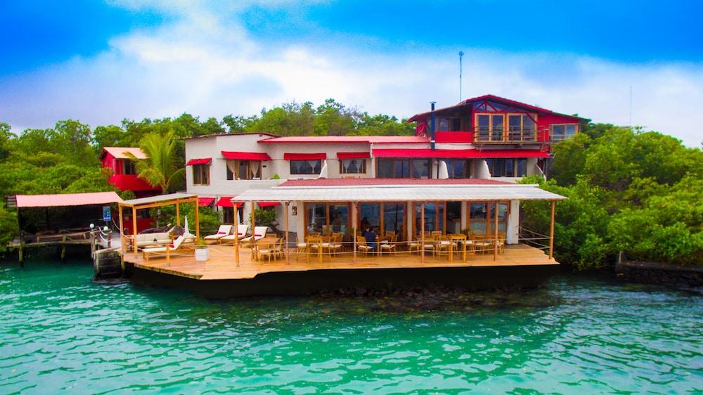 Red Mangrove Aventura Lodge 1147398 — 3