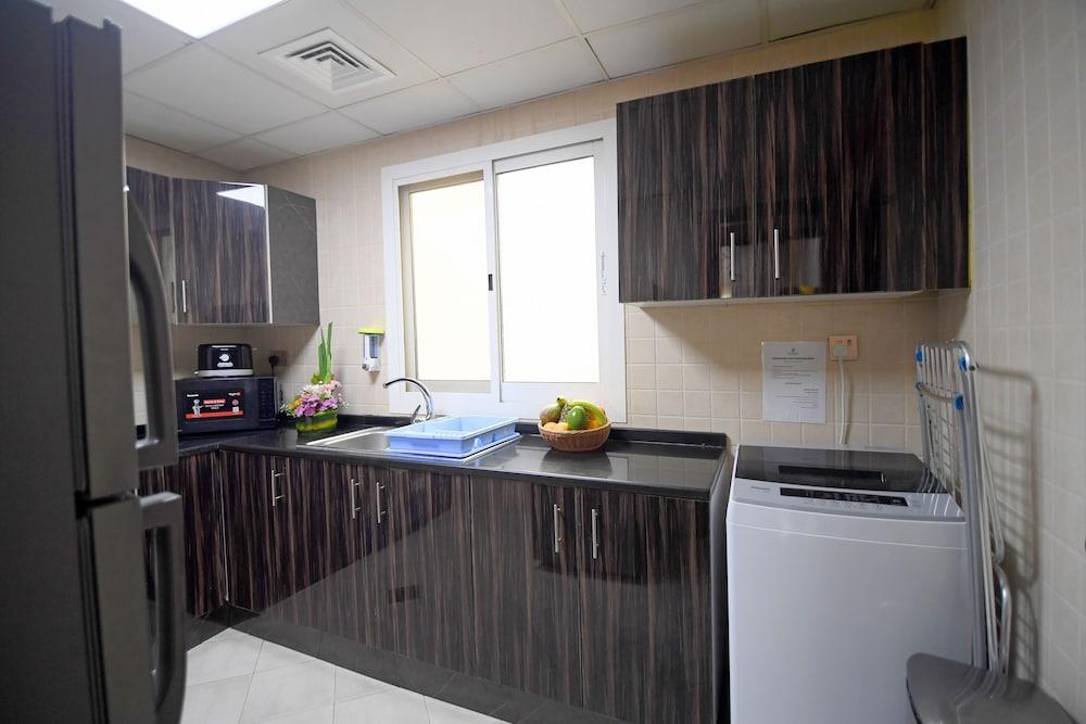 Emirates Stars Hotel Apartments - Dubai — 9