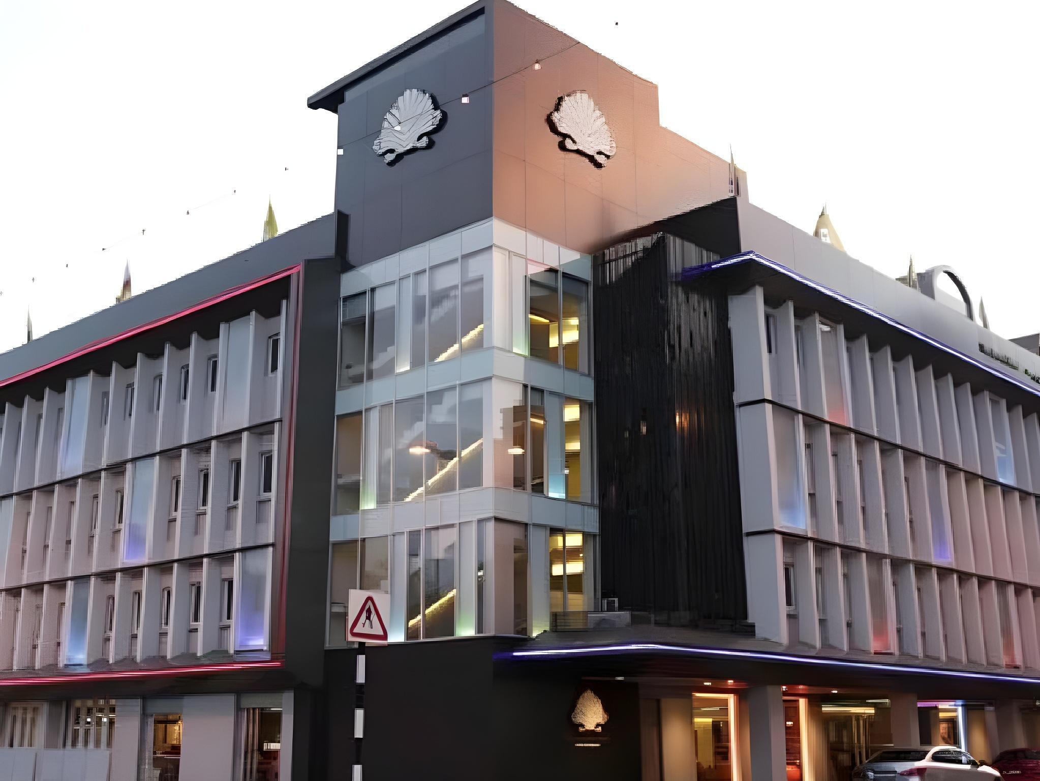 BRUNEI HOTEL(MB) — 3