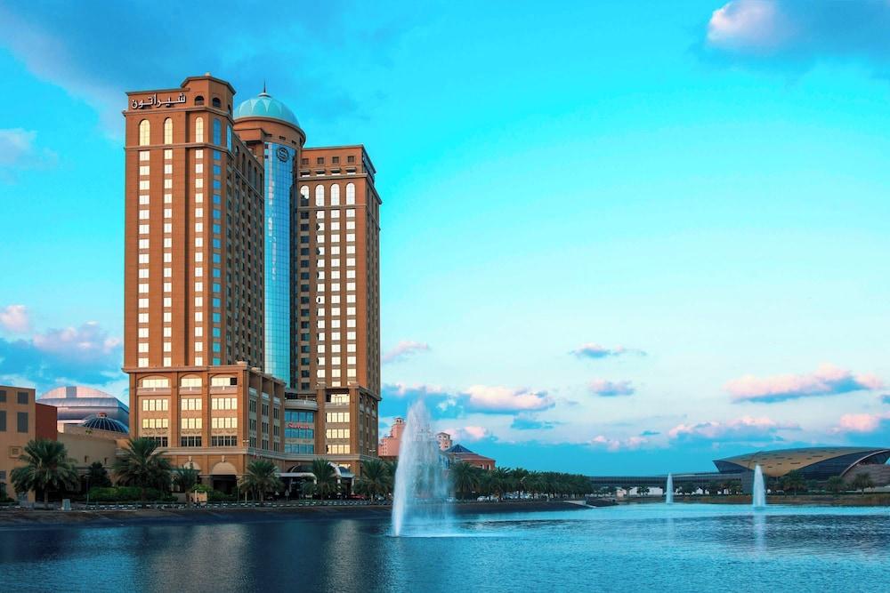 Sheraton Mall of the Emirates Hotel, Dubai — 6