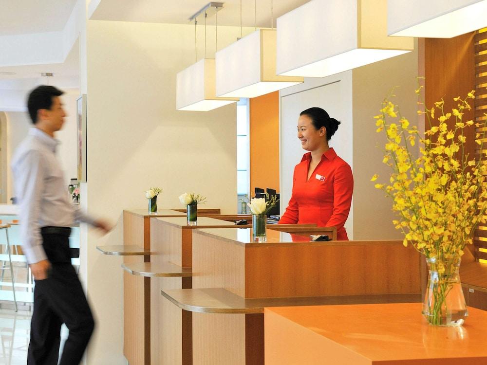 Ibis Rotherham East - M18 - M1 — 2
