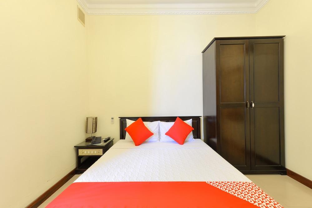 LUCKY 2 HOTEL — 5