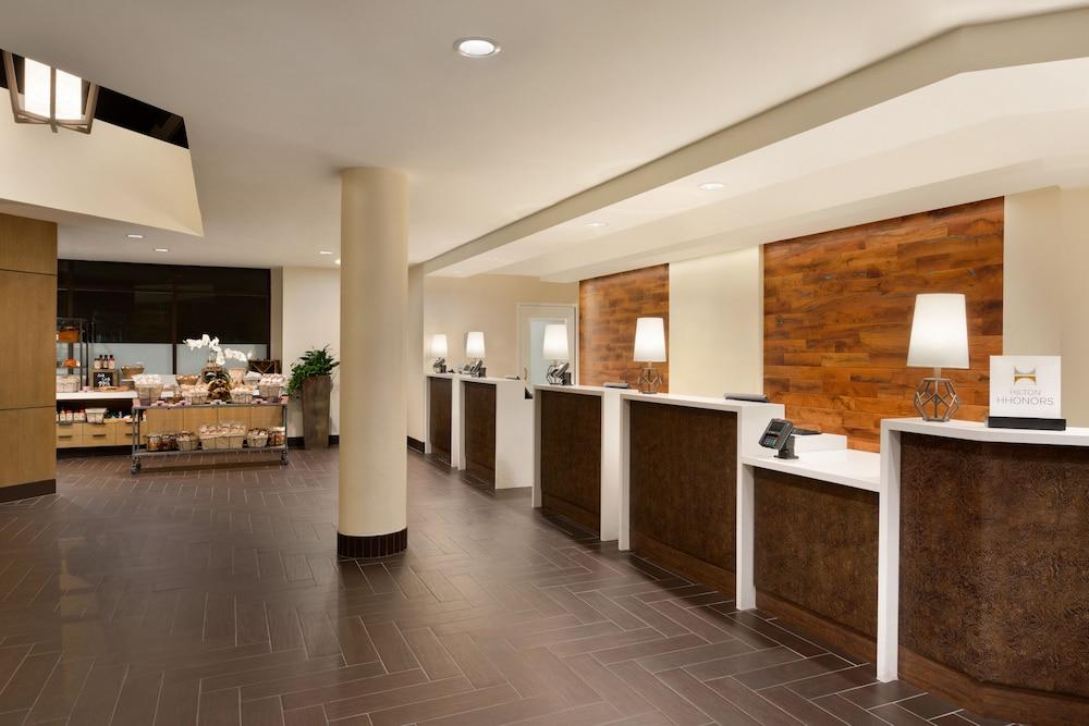 Embassy Suites by Hilton Austin Downtown South Congress — 9