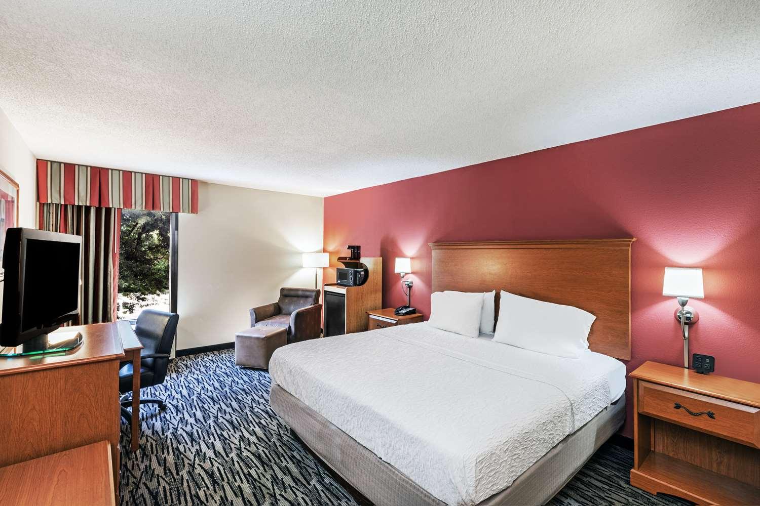 Hampton Inn Aiken — 5