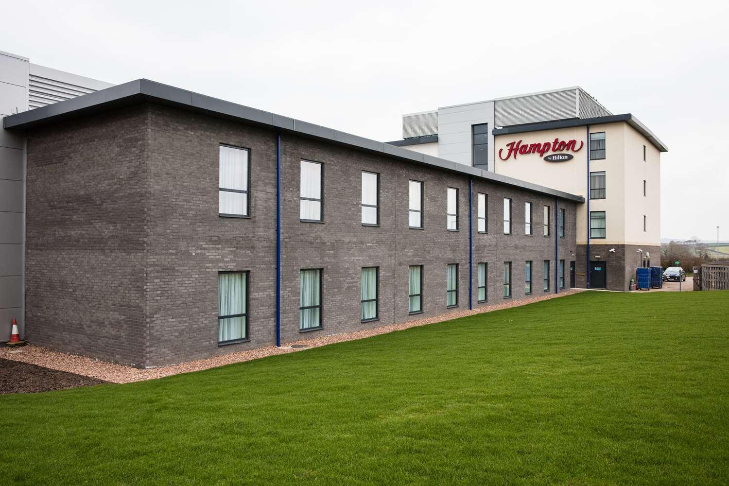 HAMPTON BY HILTON EXETER AIRPORT — 3