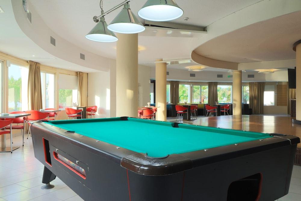 Holiday Beach Resort — 6