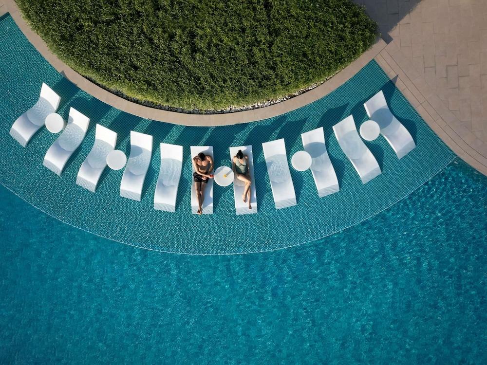 Sofitel Al Hamra Beach Resort — 5