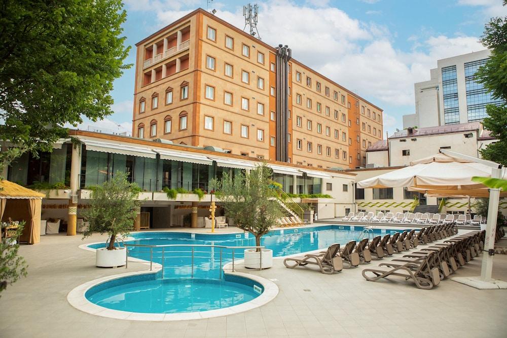 Best Western Plus Congress Hotel — 4