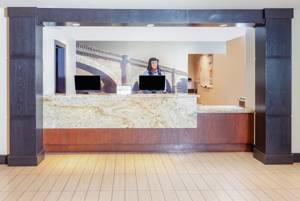 Staybridge Suites Phoenix - Chandler — 6