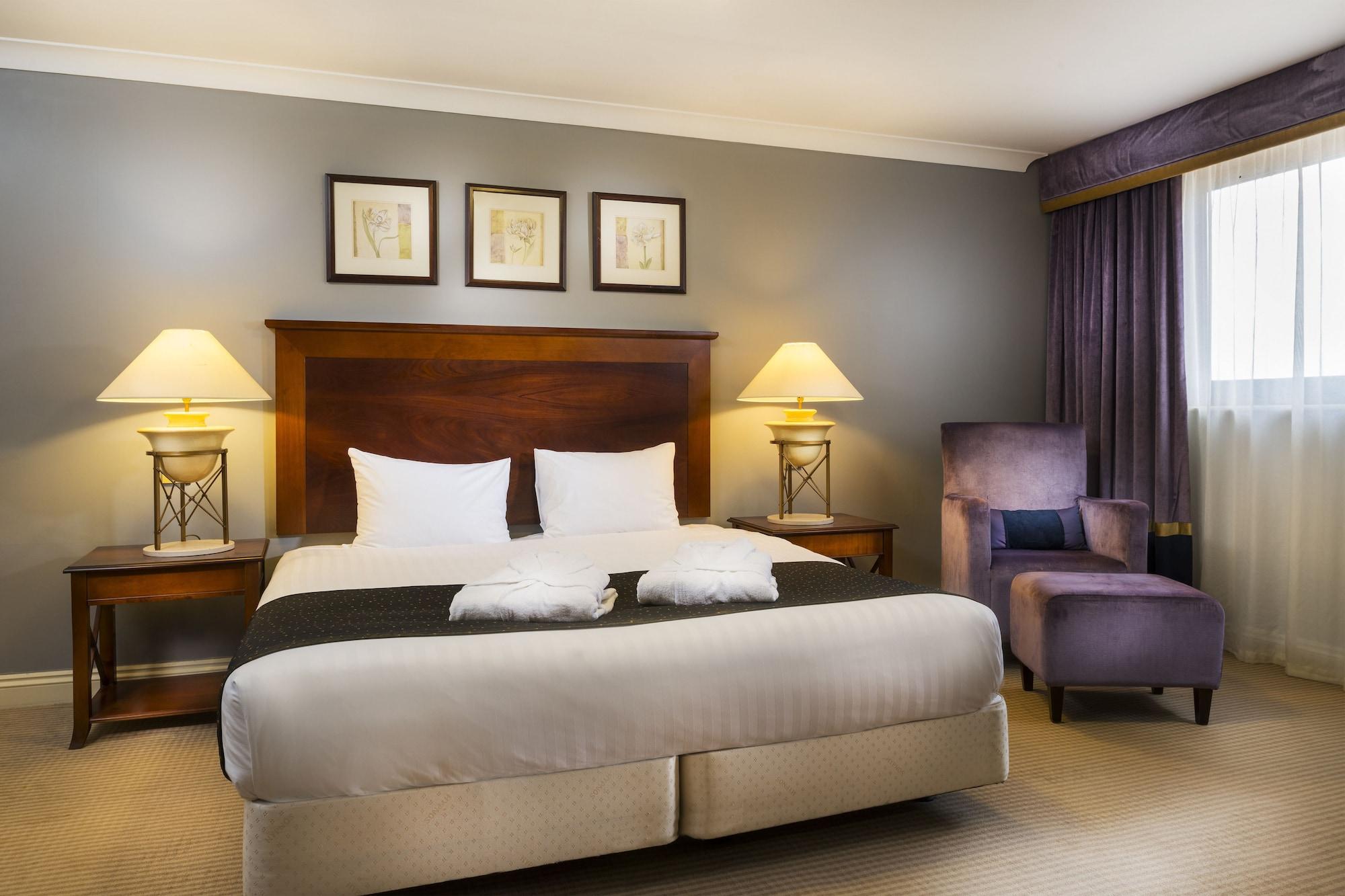Park Inn by Radisson Cardiff City Centre — 7