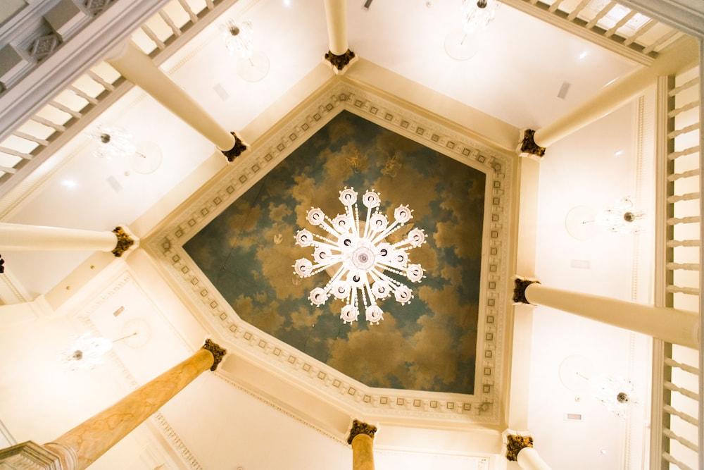The Angel Hotel Cardiff — 9