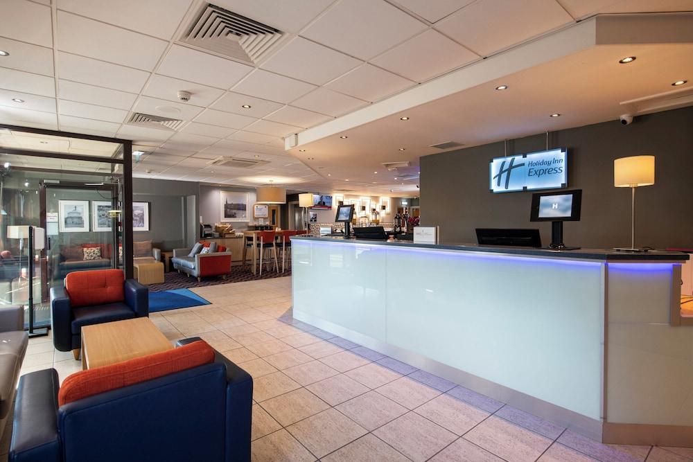 Holiday Inn Express Perth — 10