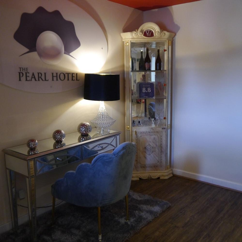 The Pearl Hotel — 4