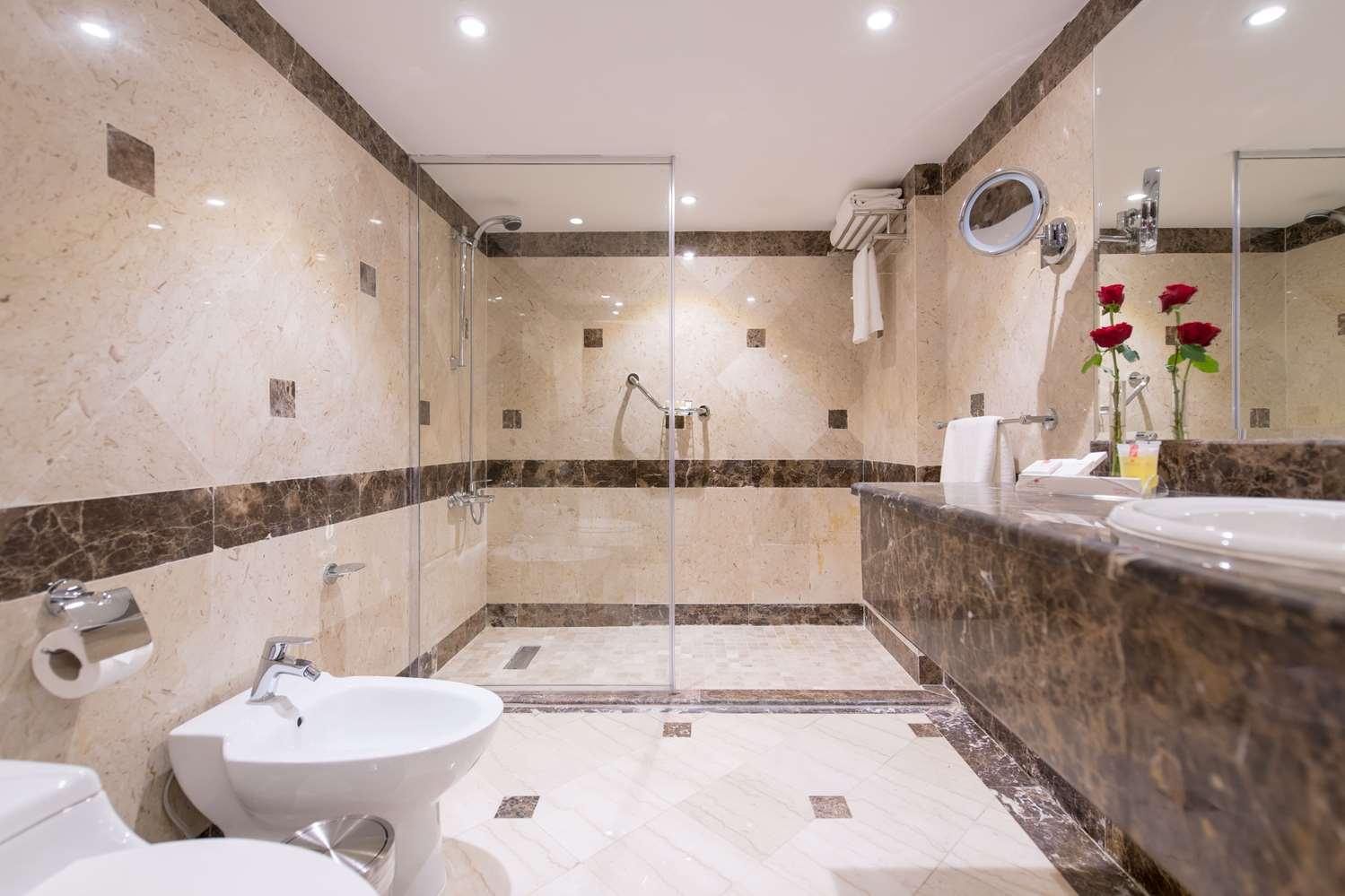 Ramada by Wyndham Continental Jeddah — 3
