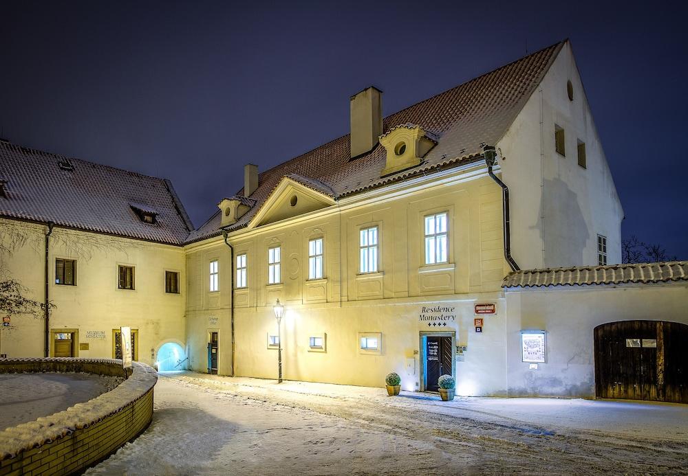 Monastery Hotel 99402 — 2