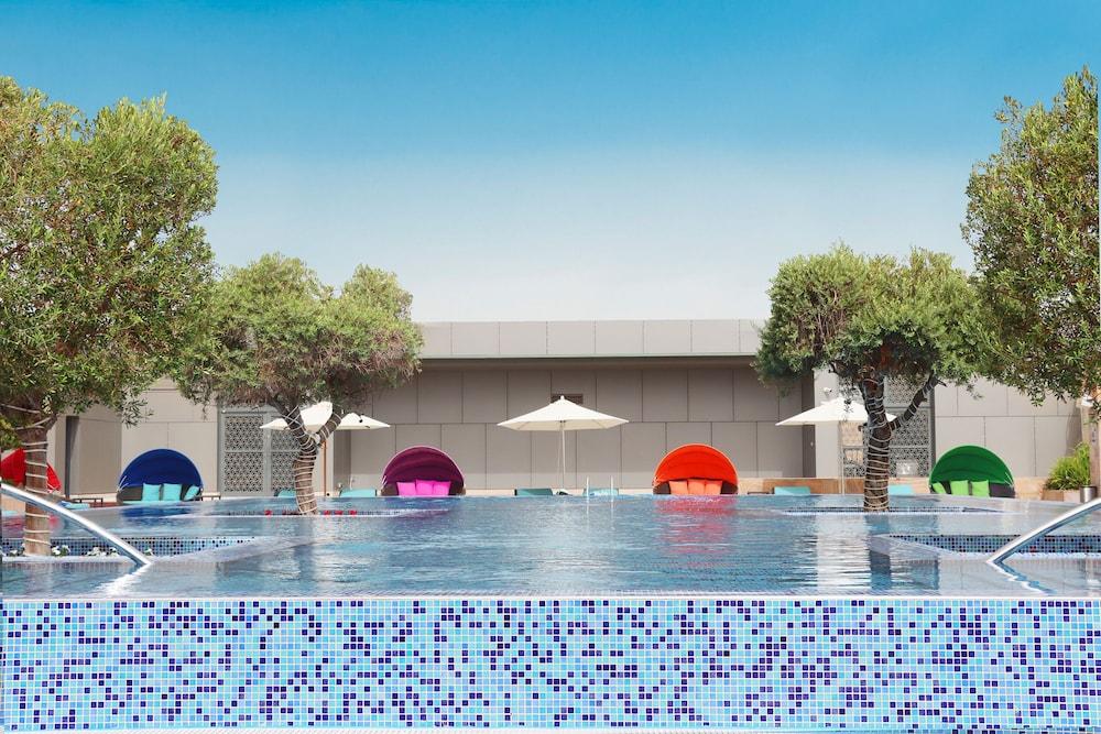 ALOFT ABU DHABI — 6