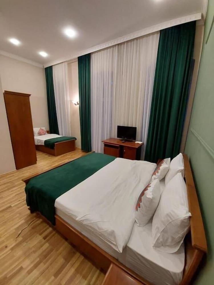 Swan Hotel — 8