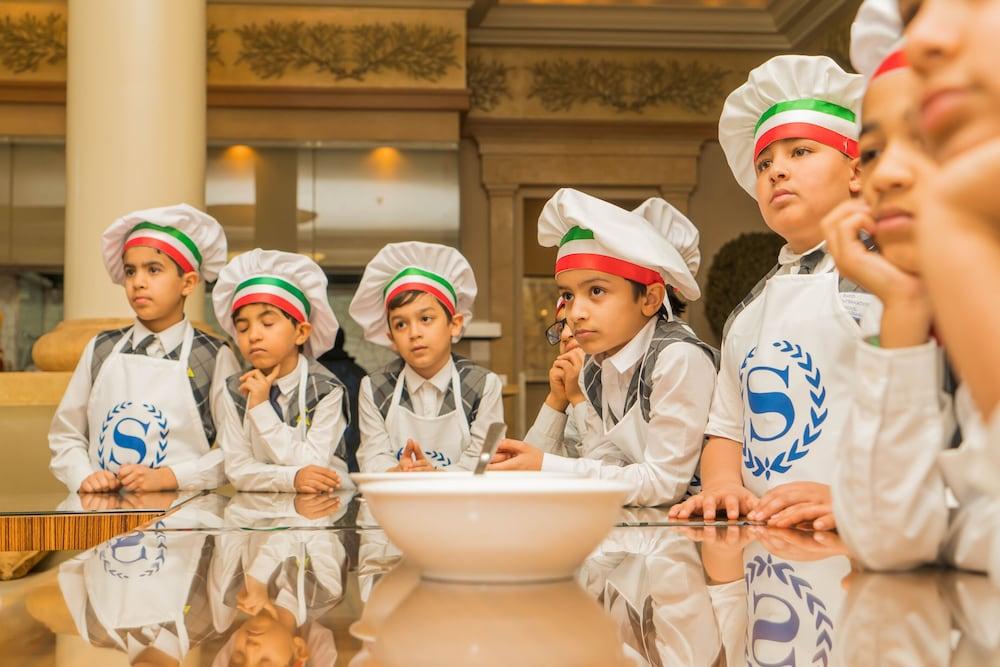 Sheraton Dammam Hotel & Convention Centre — 9