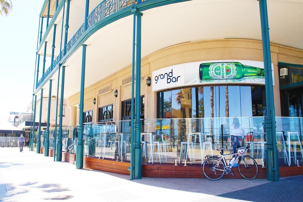 Stamford Grand Adelaide — 4
