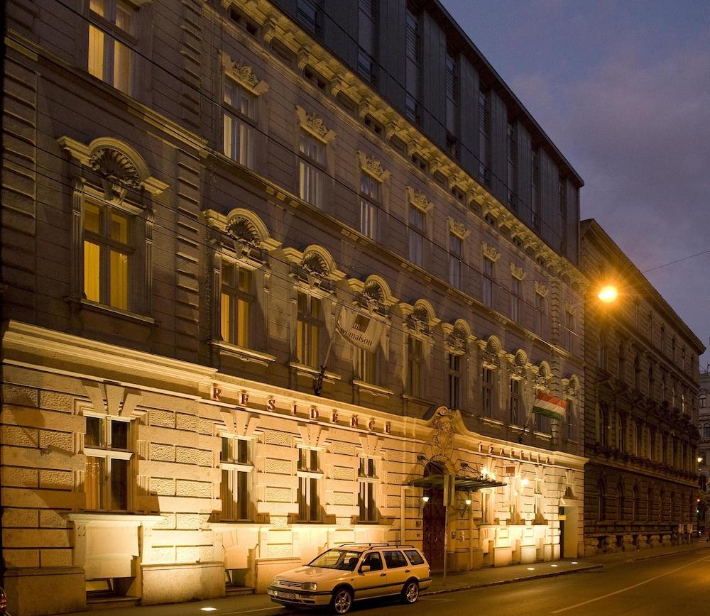 Mamaison Residence Izabella Budapest — 2