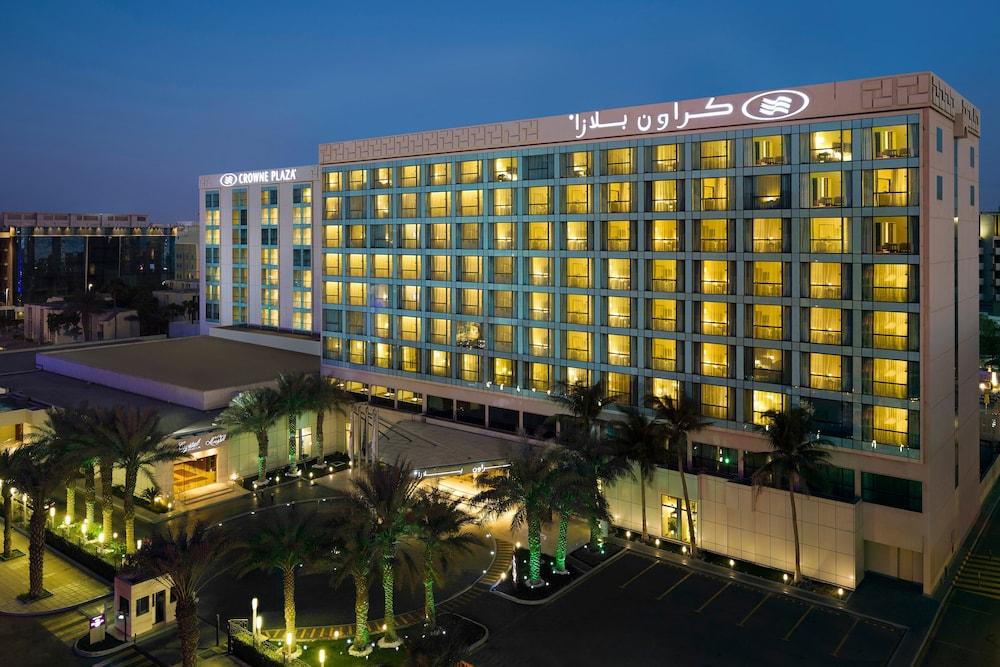 Crowne Plaza Jeddah — 4