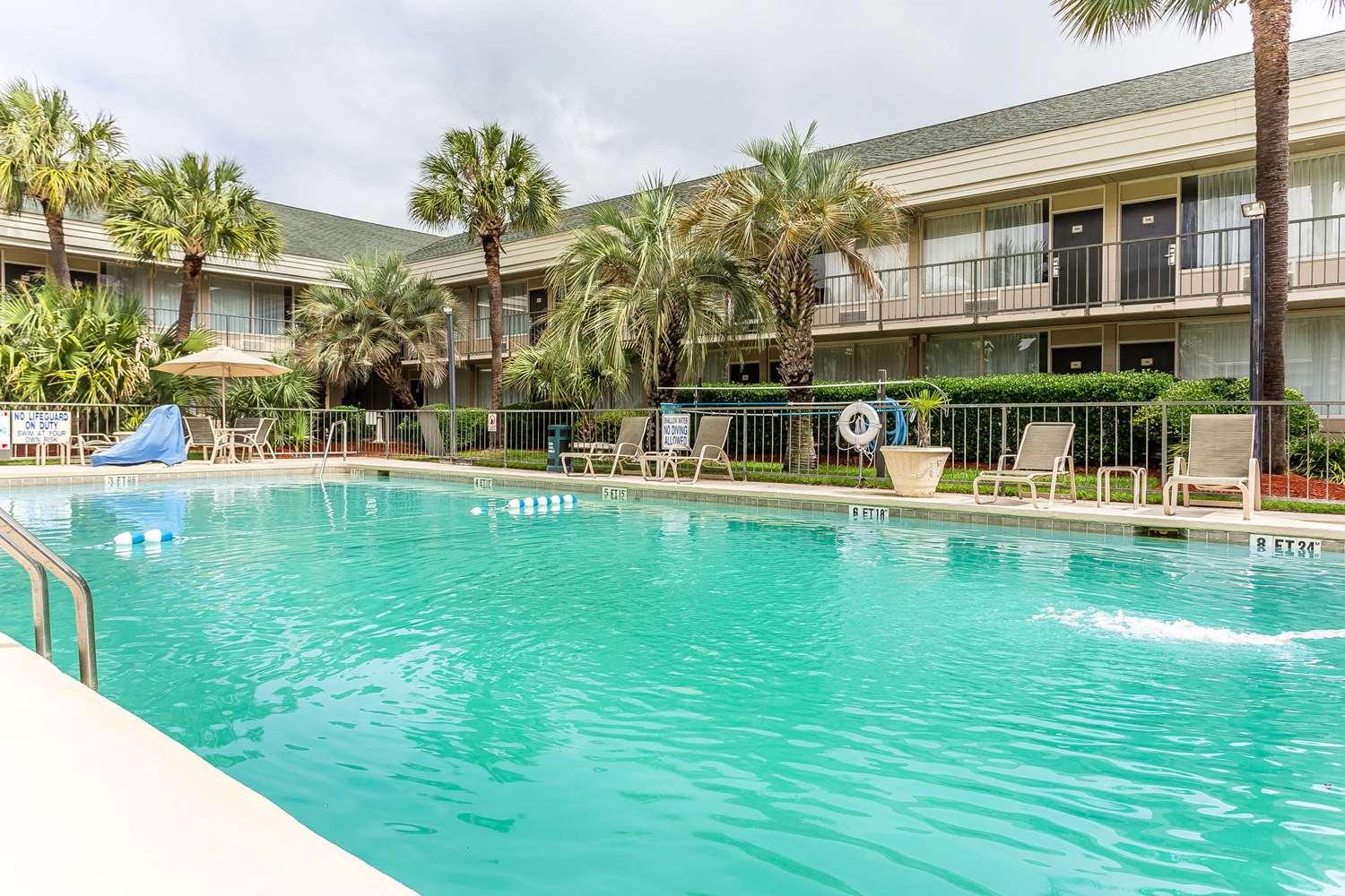 Quality Inn & Suites Georgetown — 5