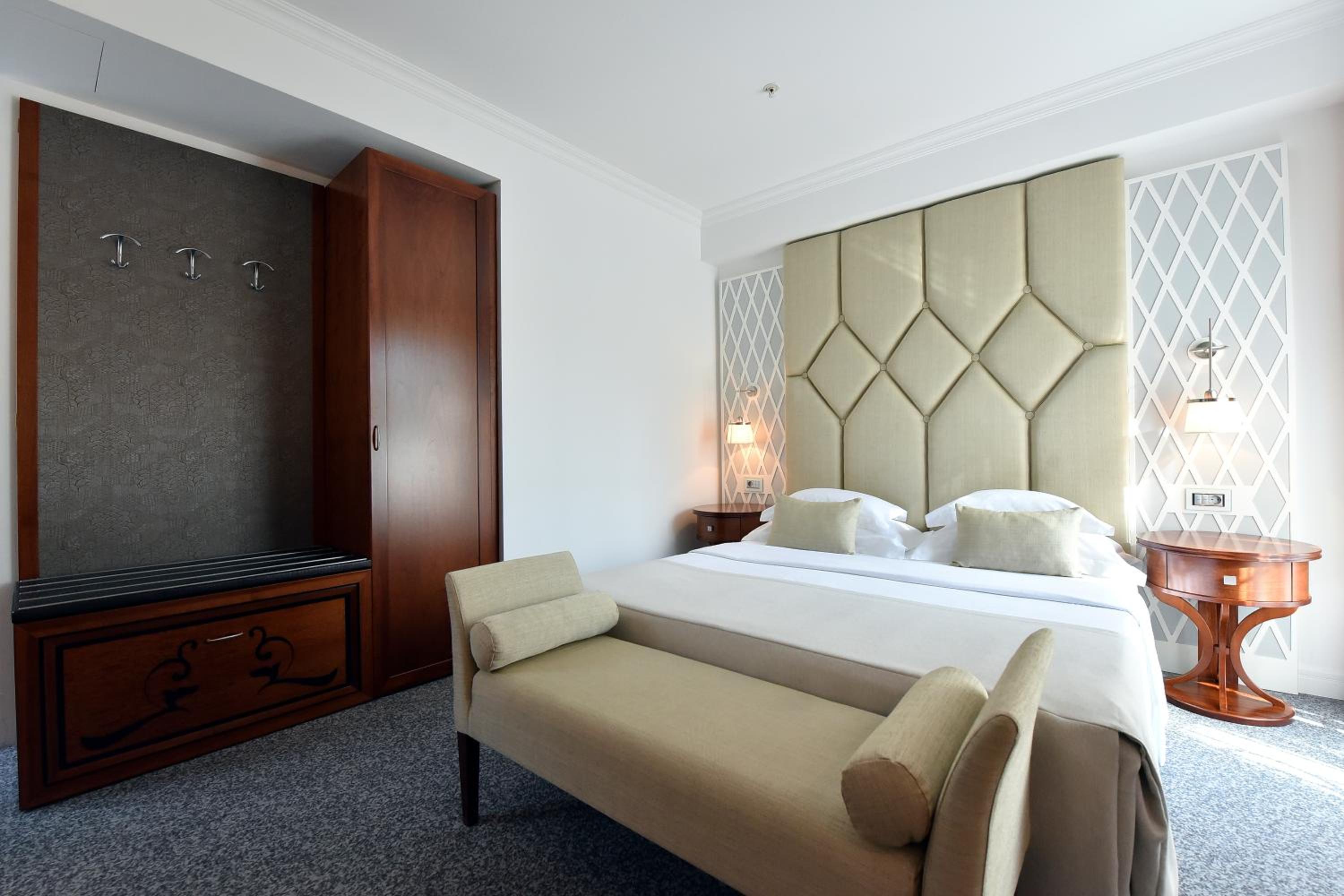 Ziya Hotel — 9