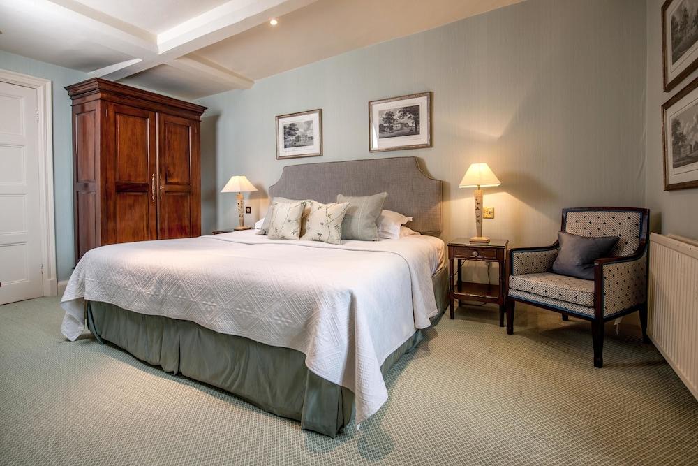 Buckland Manor — 3
