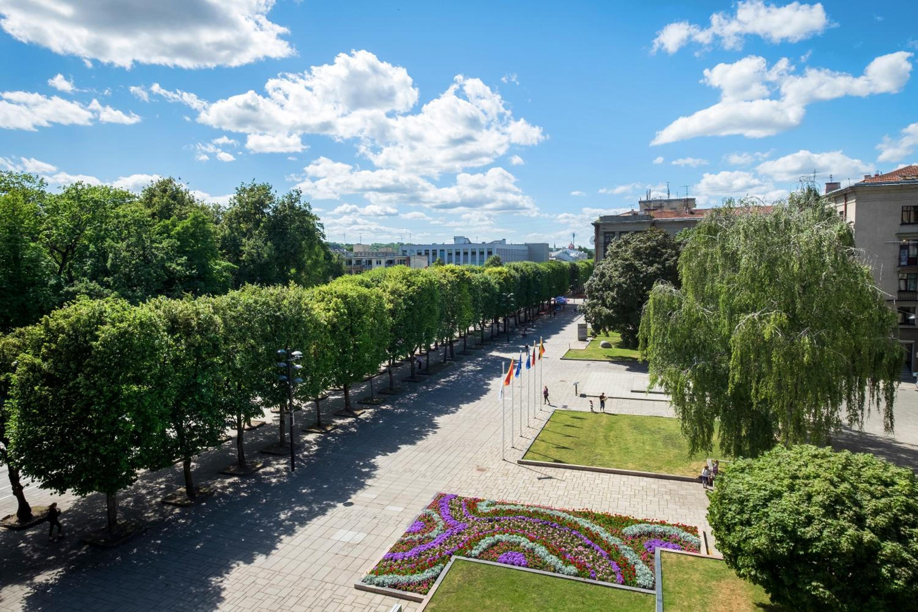 KAUNAS CITY 1058568 — 8