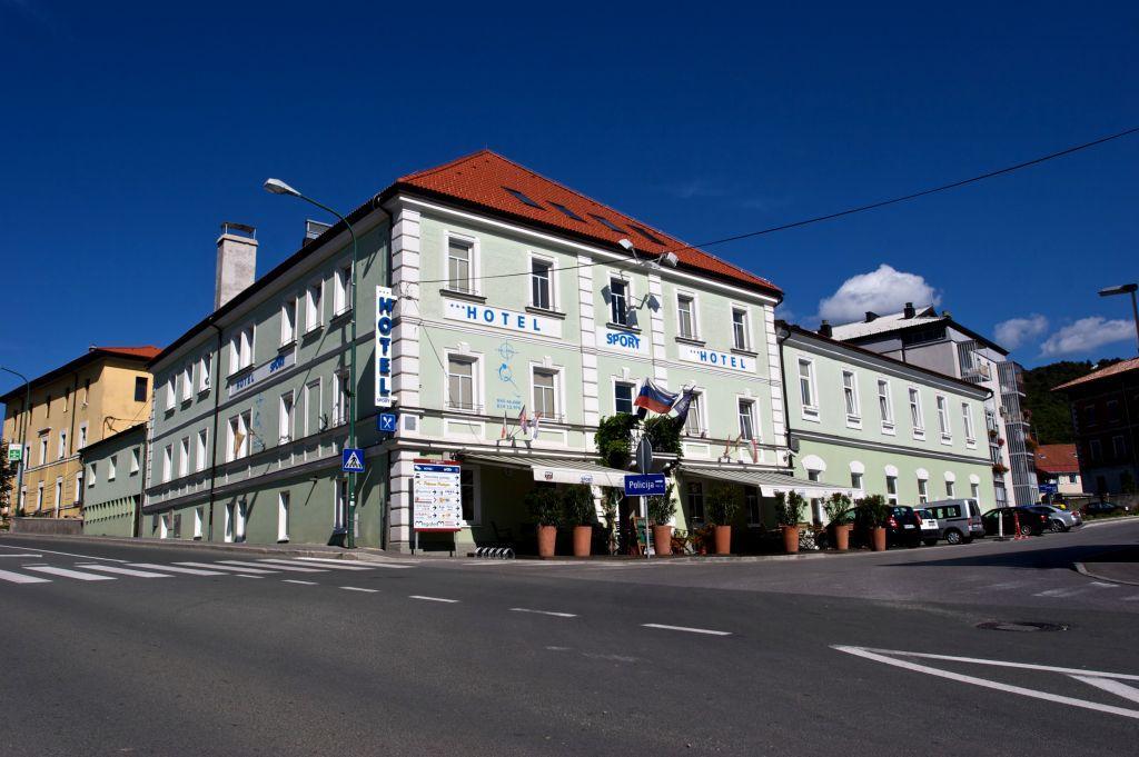 Hotel Center 1105298 — 1