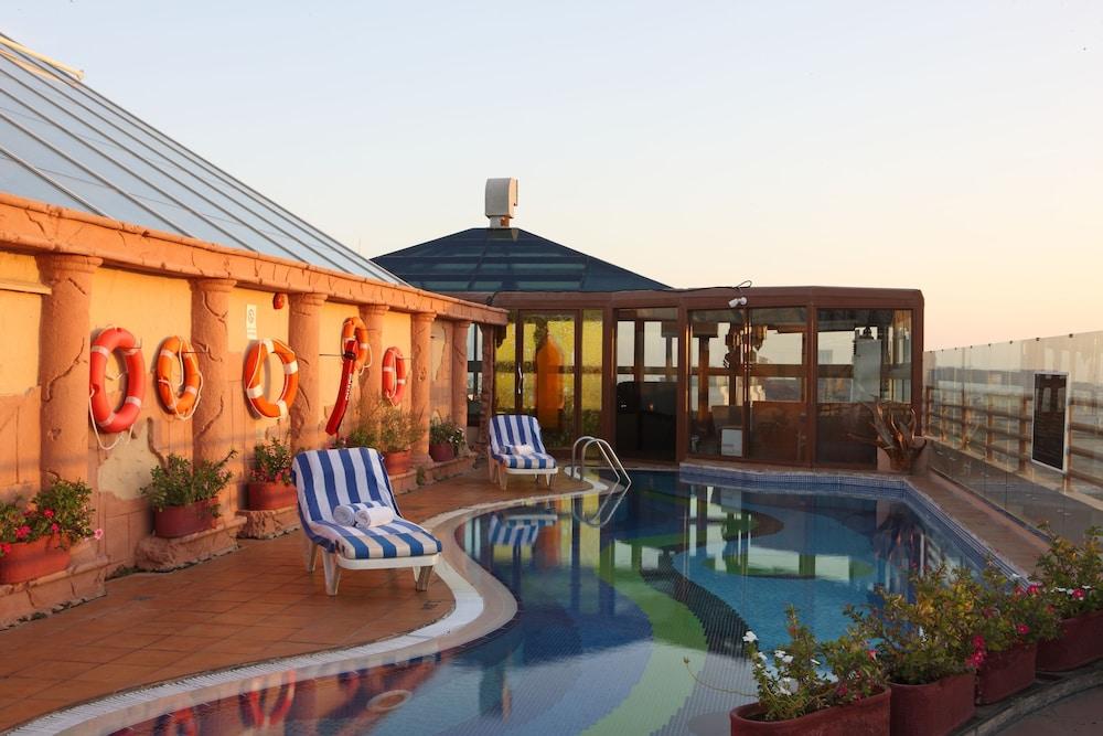 SEA VIEW HOTEL — 3