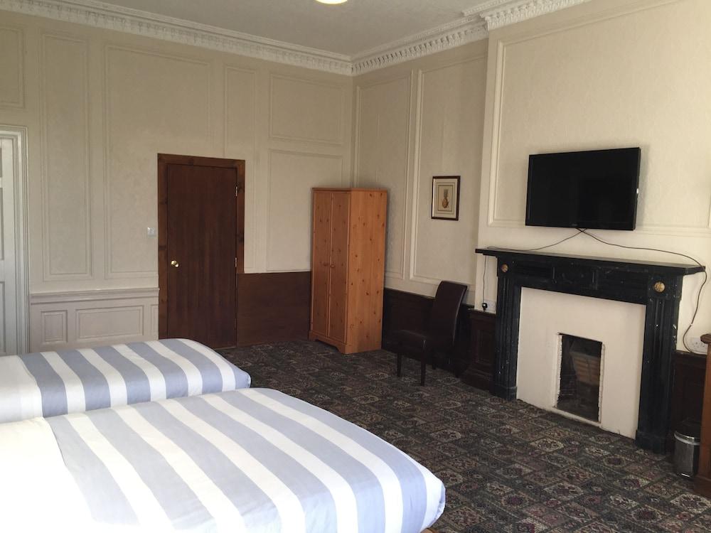 Adelphi Edinburgh Hotel — 5