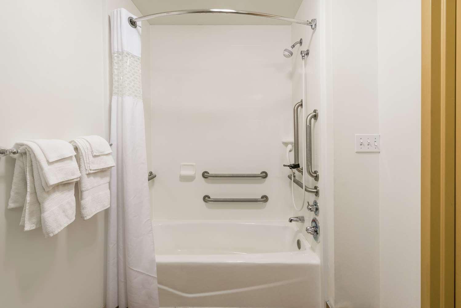 Hampton Inn Corydon — 1