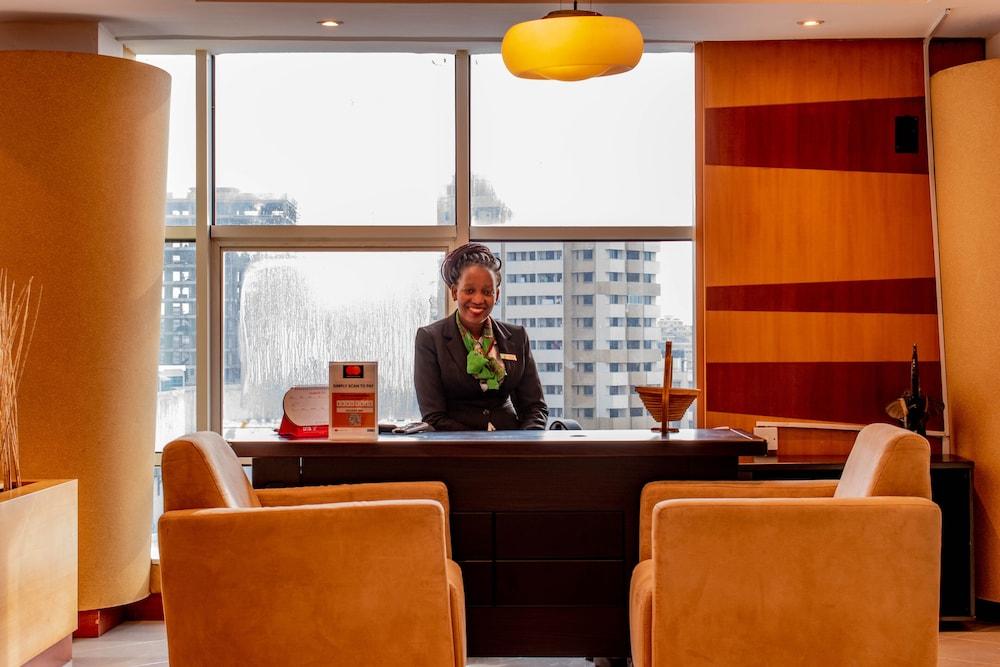 HOLIDAY INN DAR ES SALAAM-CITY CENTRE — 7