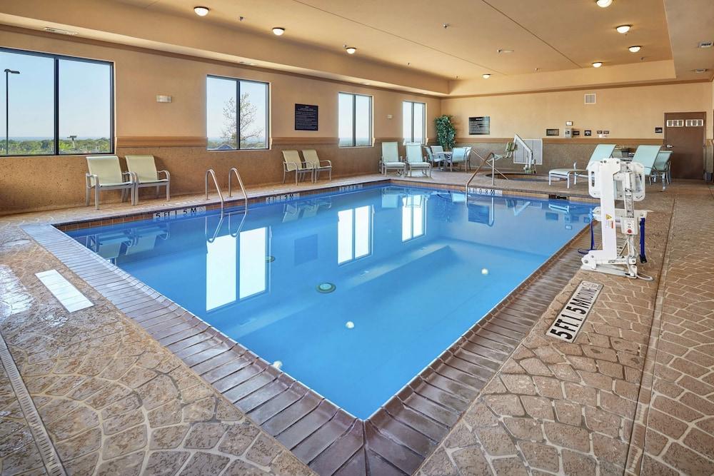 Hampton Inn & Suites Decatur — 5