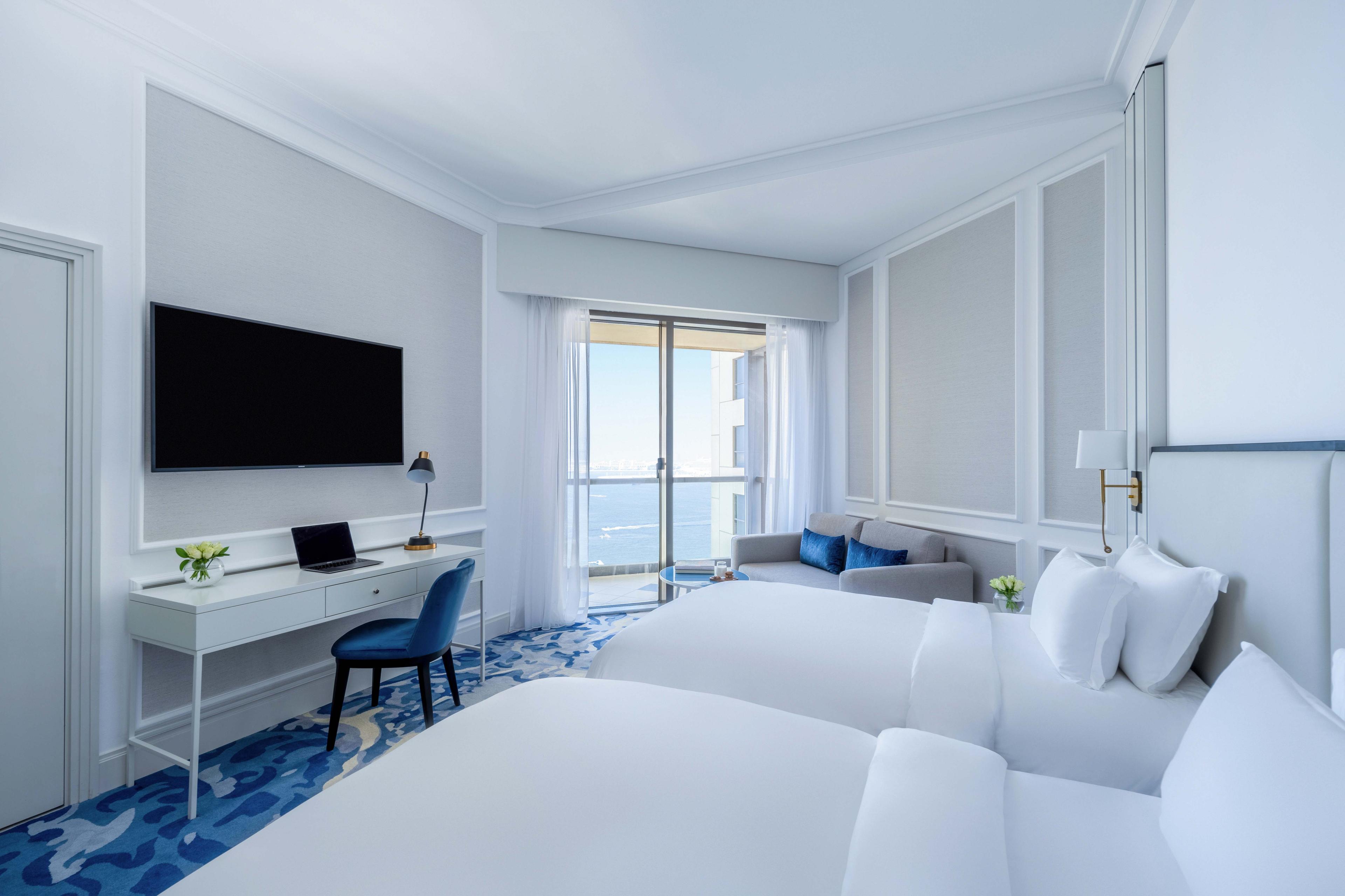 Sofitel Dubai Jumeirah Beach Hotel — 1