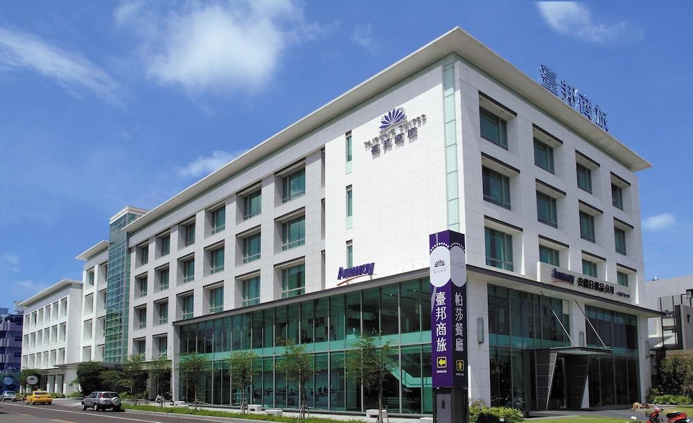 Taipung Suites 880555