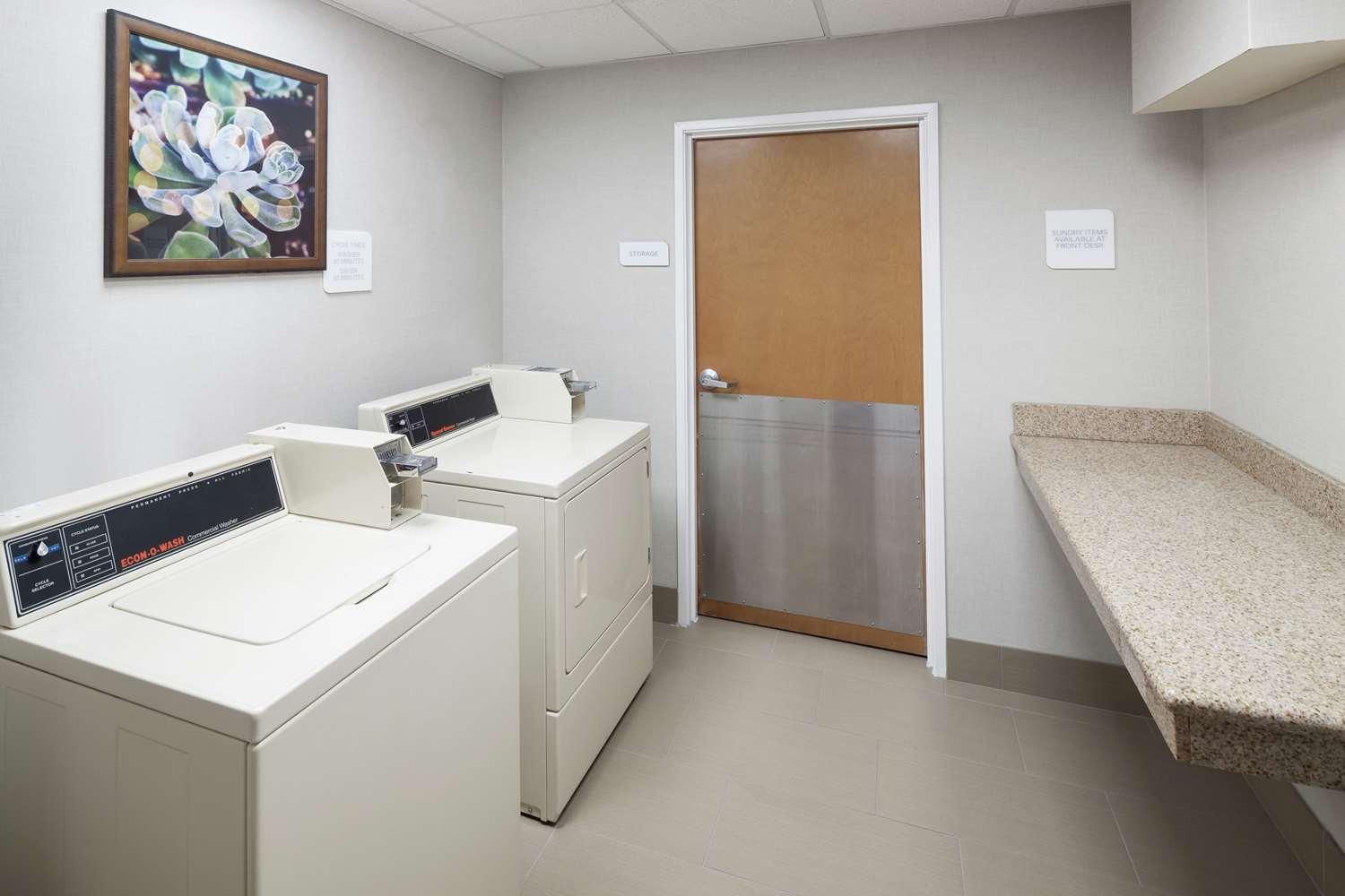 Hilton Garden Inn Dallas/Allen — 10