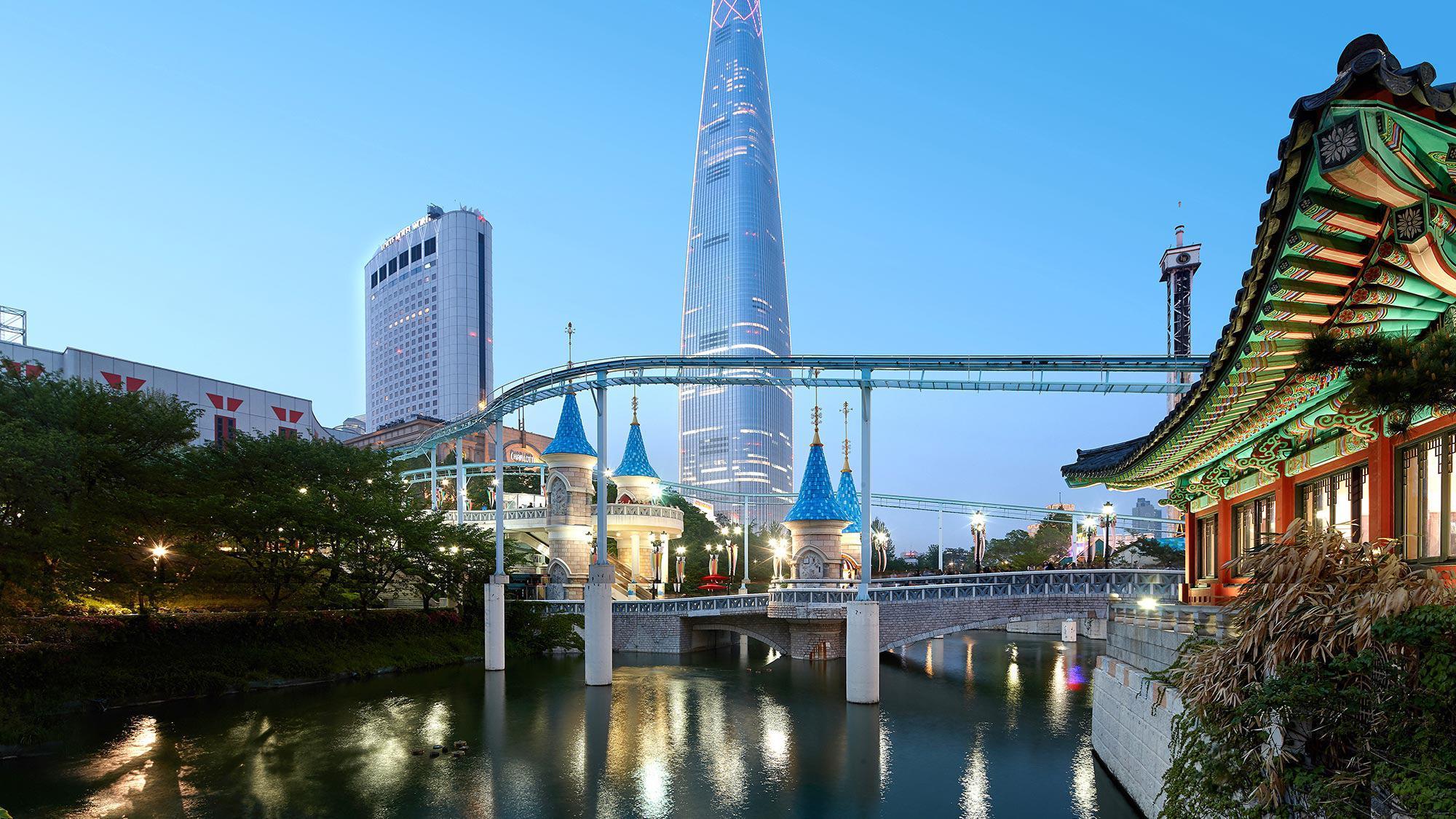 Lotte Hotel World — 4