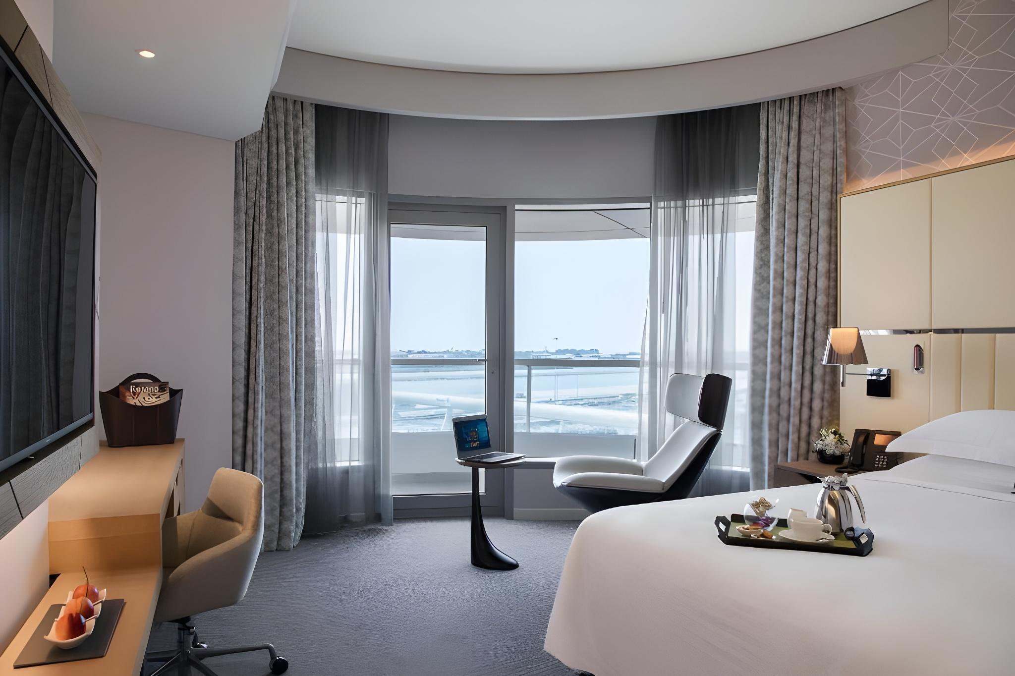 Pearl Rotana Capital Centre — 8