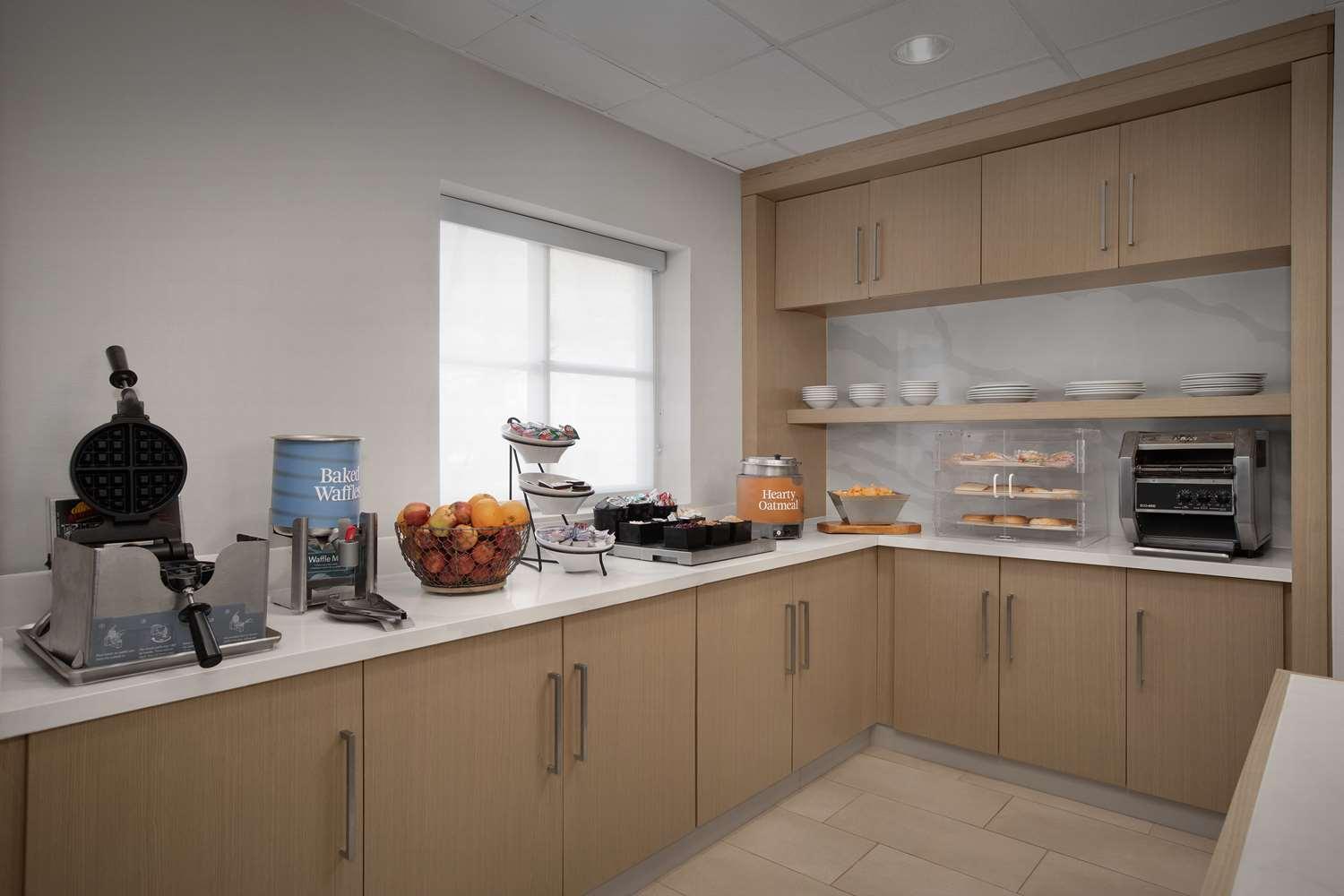 Homewood Suites by Hilton Colorado Springs North USAFA — 6