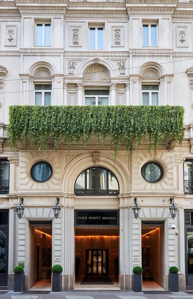 PARK HYATT MILAN 15114 — 1