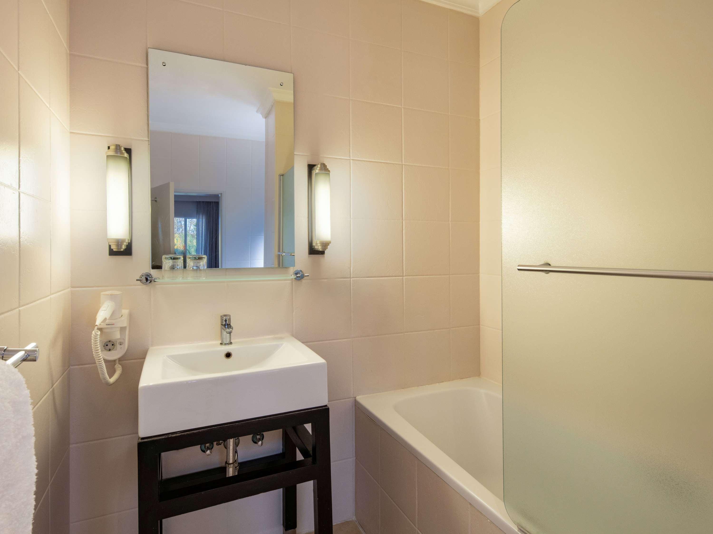 Mercure Hotel Windhoek — 10