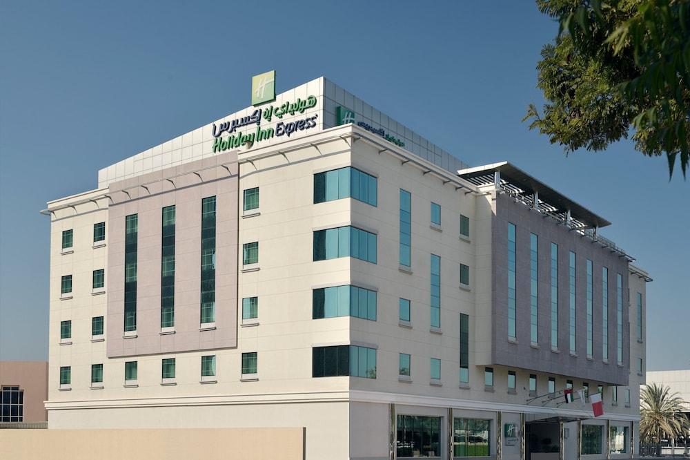 Holiday Inn Express Dubai Safa Park — 4