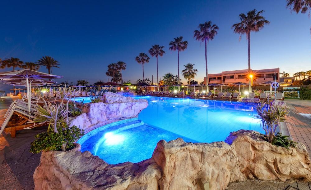 Pavlo Napa Beach Hotel — 2